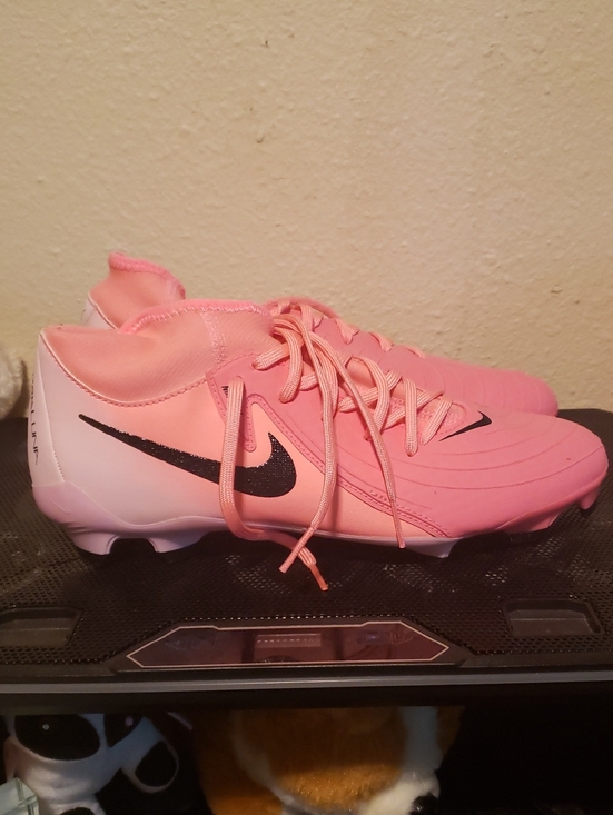 Nike Shoes - Nike Pink and White Soccer Cleats with Black Swoosh